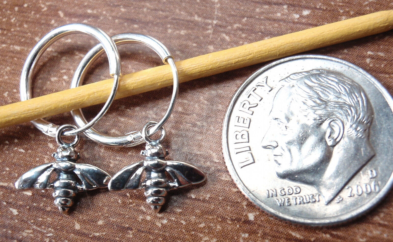 Hoop Earrings with Hanging Bee 925 Sterling Silver