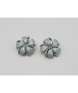 Kramer Silvertone Light Blue Petal Flower Daisy Clip On Earrings Vintage... - £14.84 GBP