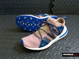 Adidas Die Marke Mit Den 3 Stripest German Women Running Sneakers Pink B... - $49.49