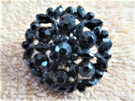 Vintage floral lace brooch with faceted black stones; 1.25&quot; diameter; hook latch - £22.37 GBP