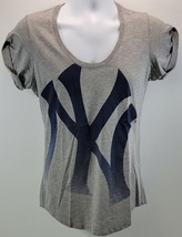 N) Women Nike Loose Fit Distressed Roll Sleeve Gray New York Yankees Shi... - $19.79