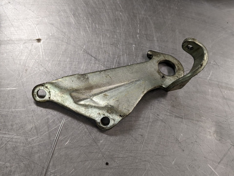 Engine Lift Bracket From 2007 Jeep Grand Cherokee  3.0  Diesel - $34.60