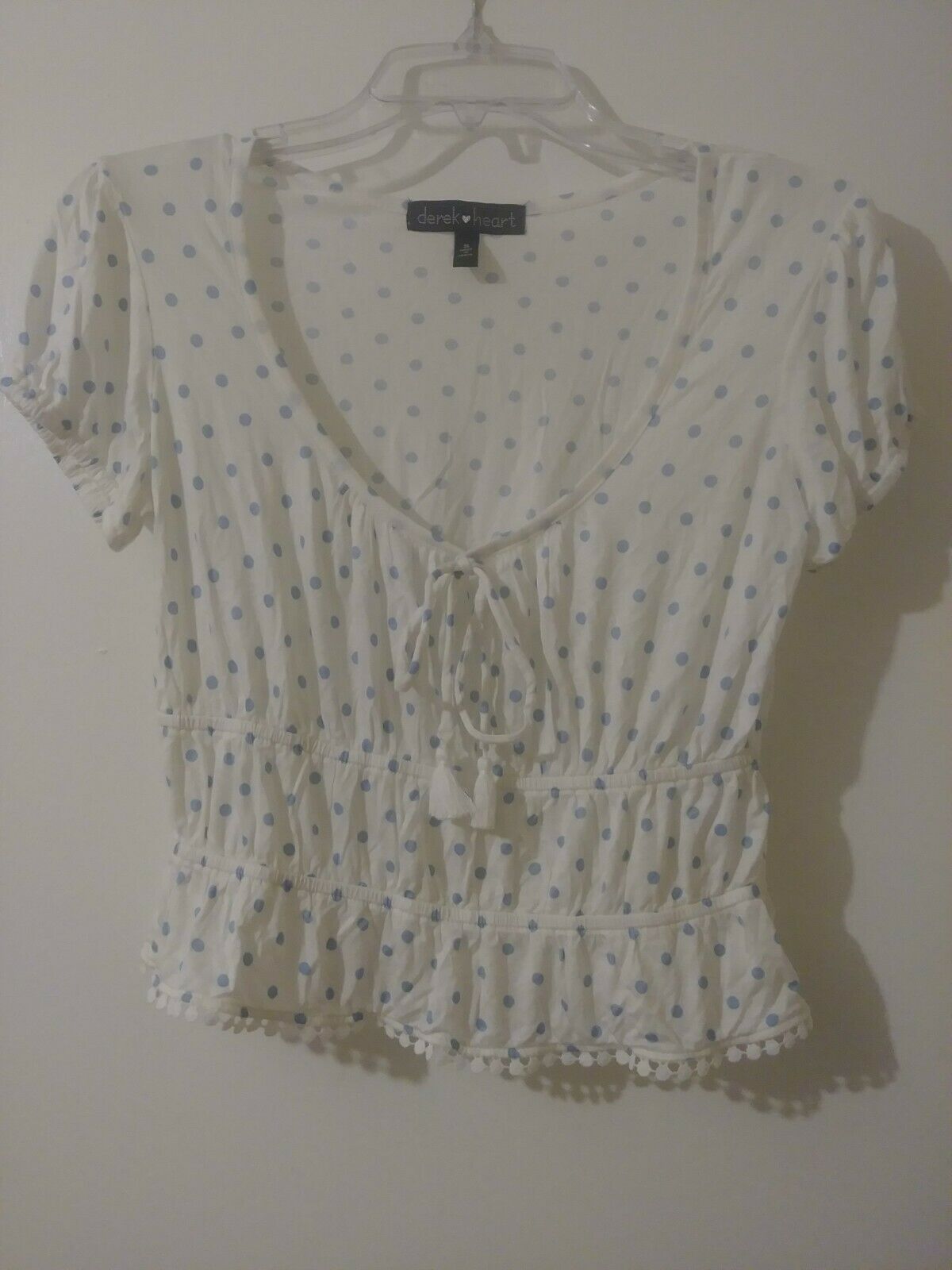 Derek Heart Juniors Cap Sleeves Smocked waist V neck Peasant Top S 179 - $6.50