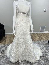 Size 10 PRIVATE LABEL BY G BRIDAL DESIGN HOUSE GOWN W/Veil BNWTS - $4,603.50 MXN