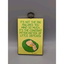 Ziggy American Greetings 1978 Mini Wall Plaque Green Small Defeats Sayin... - $14.50