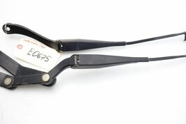08-14 MERCEDES-BENZ W204 C300 FRONT WINDSHIELD WIPER ARMS PAIR E0675 image 6