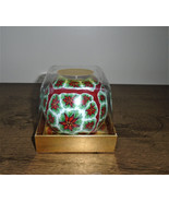 San Francisco Candle Co. Round Ball Poinsettia Christmas Candle - £11.89 GBP