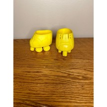 VINTAGE DOLL-BABY ROLLER SKATES WILL FIT CPK RARE COLOR YELLOW FIBRE CRAFT - $14.25