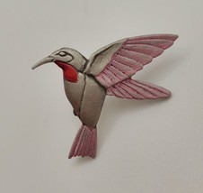 JJ Silvertone &amp; Pink Wings Hummingbird Brooch Lapel Hat Pin - £19.62 GBP