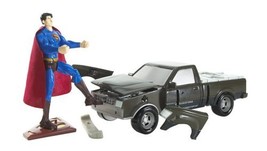 Truck Lifting Superman Figure - £14.87 GBP
