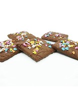 Philadelphia Candies Easter Faces Gift, Milk Chocolate Covered Graham Cr... - $13.81