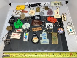 30 Different Vintage Promo Keyrings Keychain Collection 30 Anciens Porte-Clés - £42.45 GBP
