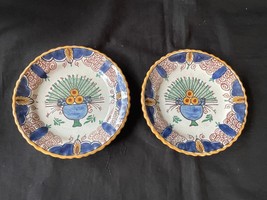 An item in the Pottery & Glass category: Ensemble De 2 Ancien Hollandais Delft Paon Histoire Plaques. Marquée Arrière