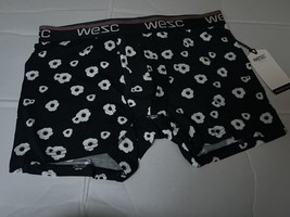 NWT WeSC Men‘s Boxer Brief Underwear, Size L Benjamin Big Poppy Flower Black Wht - $17.09