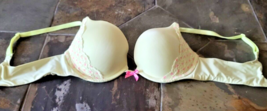 34B Victoria&#39;s Secret Padded Plunge Underwire Convertible Push Up Bra - £11.16 GBP