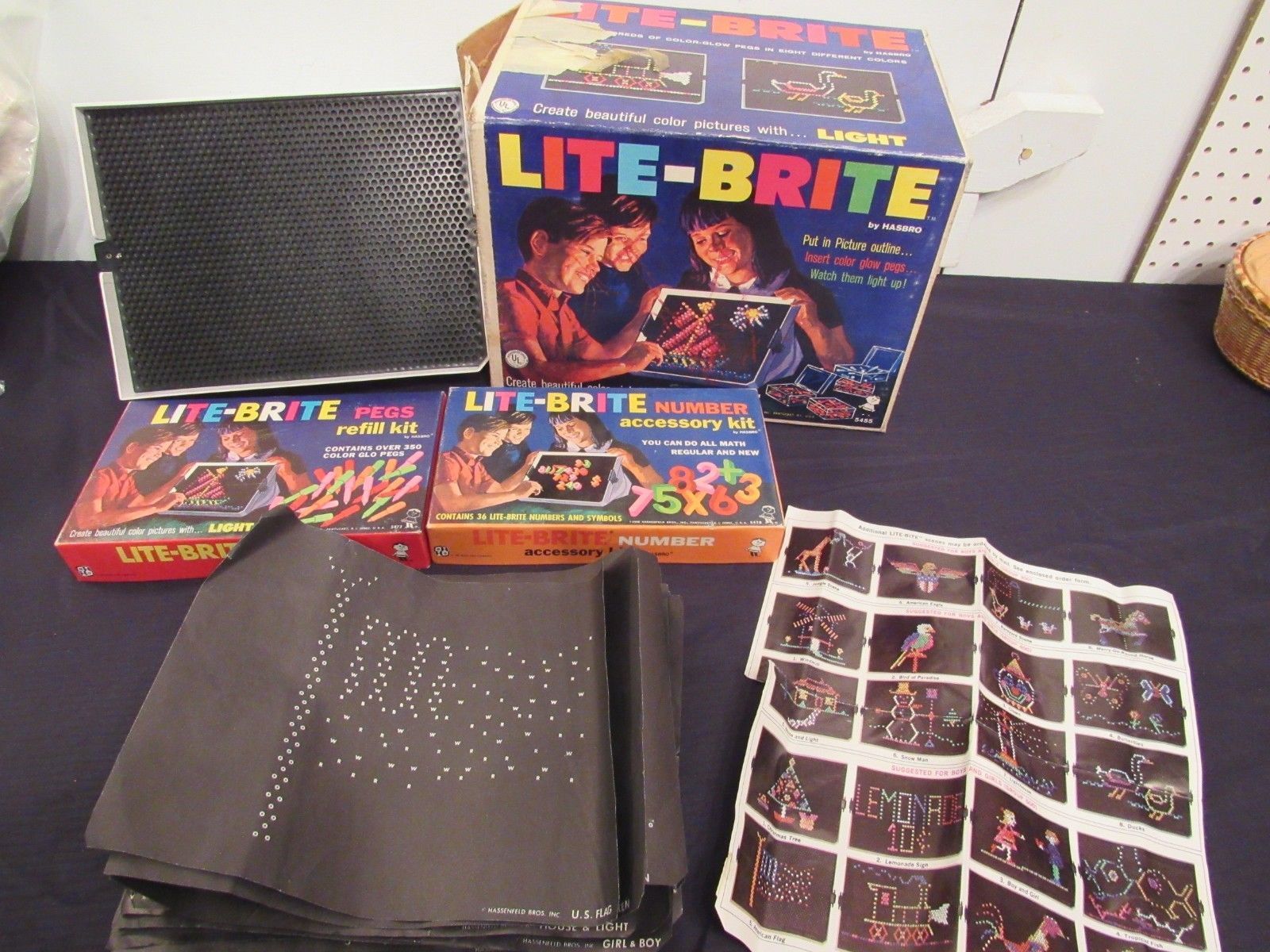 Vintage Milton Bradley Lite Brite Light Bright Pegs Electric Toy 1994