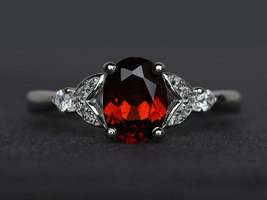 1.25Ct Oval Cut Red Garnet &amp; Diamond Pretty Engagement Ring 14k White Gold Over - £92.27 GBP