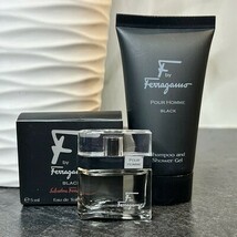 F by Ferragamo Black EDT Gift Set .17 oz Mini Splash &amp; 2.5 oz Shampoo Sh... - €13,79 EUR