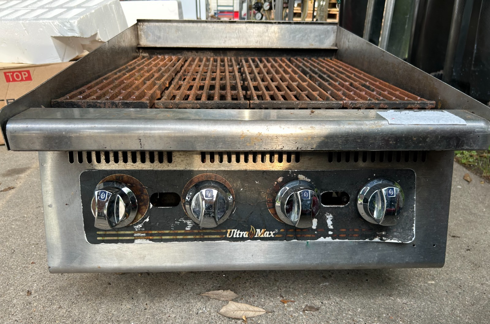 Star Ultra Max 4-Burner Natural Gas Countertop Charbroiler Grill - Comme... - $692.95