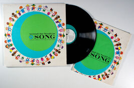 Around the World in Song (1977) Vinyl LP + SONGBOOK; Merrill Staton Chil... - $43.61