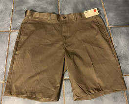 Haggar Mens Shorts Size 42 Classic Dark Khaki Flat  Front New - Please read - £15.46 GBP