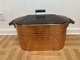 Vintage Copper Wash Tub Boiler w Lid metal planter bin Wood Handle farm decor - £117.26 GBP