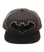 DC COMICS BATMAN LOGO GREY BLACK ADJUSTABLE FLAT BILL SNAPBACK HAT CAP R... - $246.45 MXN