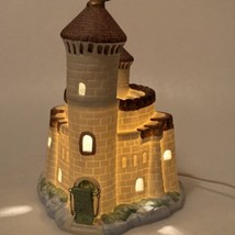 Aldon 1987 Illuminated Hand Painted Porcelain Round Castle Days Of Yore ... - £14.67 GBP