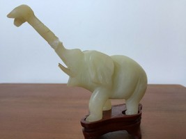 Vintage Carved Serpentine Jade Elephant With Fitted Carved Wood Stand - £31.10 GBP
