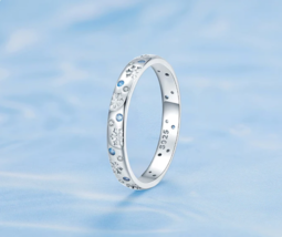 Platinum 925 Sterling Silver Elegant Blue &amp; White Snowflakes Ring - £22.44 GBP