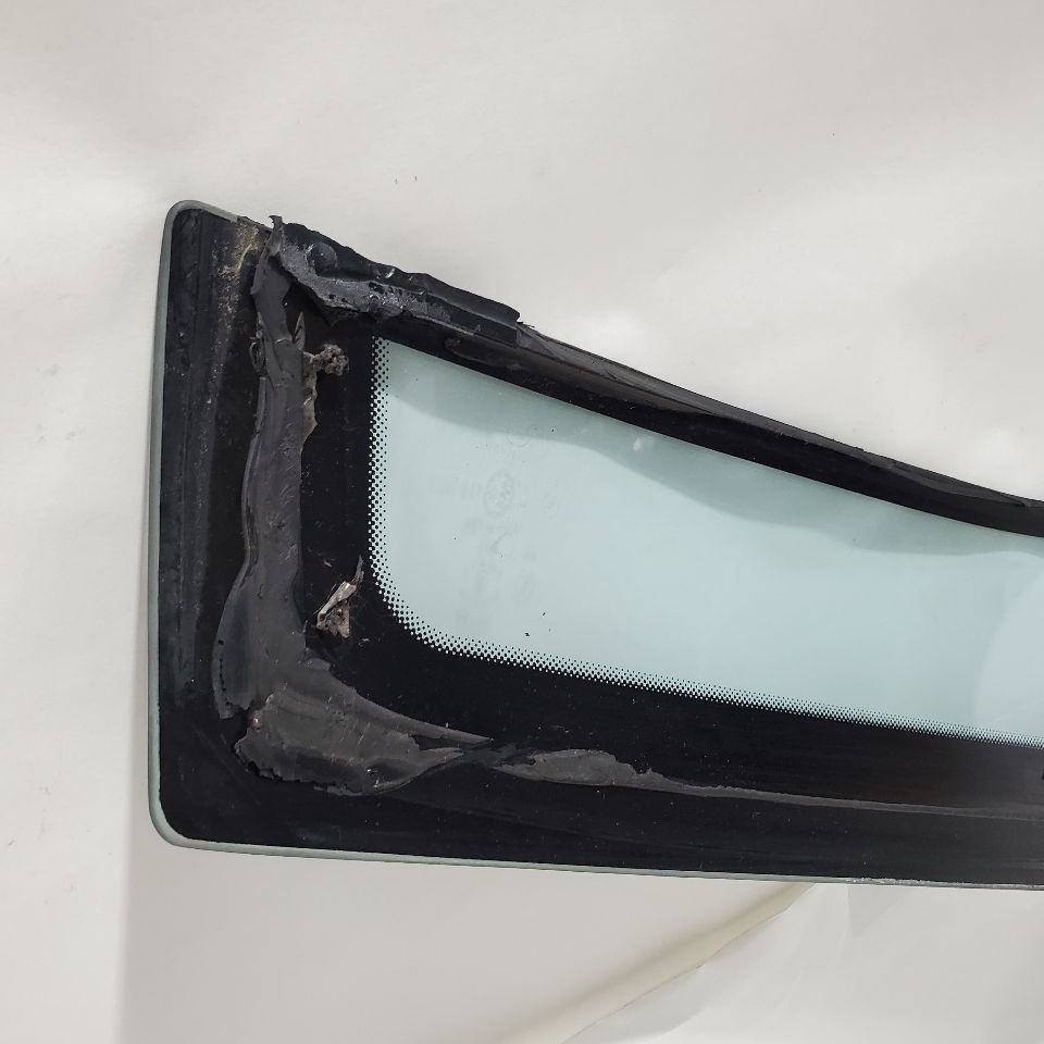 1992 1993 1994 1995 1996 1997 Subaru SVX OEM Front Right Upper Door Glass Item image 8