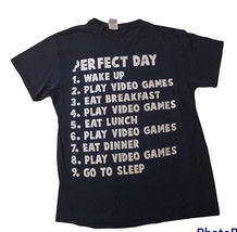 Perfect Day Video Games T Shirt Medium - £5.99 GBP