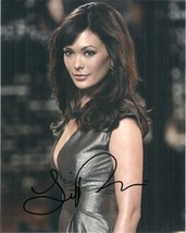 Lindsay Price Signed Autographed Glossy 8x10 Photo - £31.23 GBP