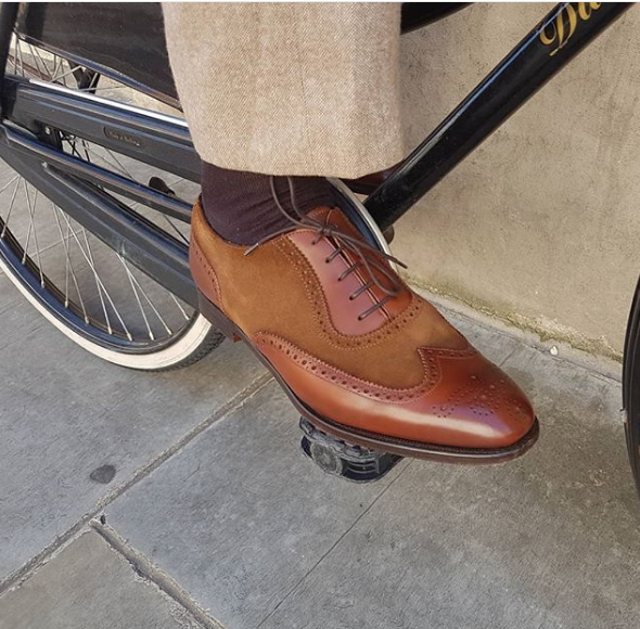 Handmade tan and beige leather shoes, men cognac wingtip brogue shoe, formal men