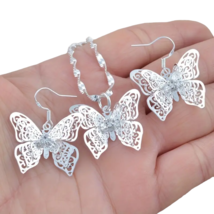 3-Dimensional Hollow Out Butterfly Necklace Pendant &amp; Earrings Set - New - £19.92 GBP