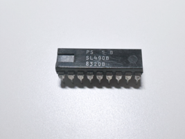 1X SL490B PLESSEY Remote Control Transmitter IC PDIP-18 - $4.50