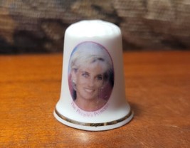 Vtg A Tribute To Diana The Princess Of Wales Bone China Sewing Thimble - £7.44 GBP