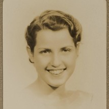 Cabinet Card Photograph Smiling Young Woman State College Pennsylvania - £19.89 GBP