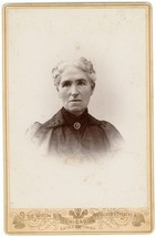Circa 1880&#39;S Cabinet Card Stern Looking Older Woman in Dress Stevens Chicago, IL - £7.46 GBP