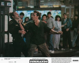 Commando Original 8x10 Lobby Card Poster Photo 1985 Schwarzenegger Milano #1 - £26.55 GBP