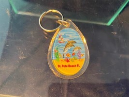 Florida Souvenir St. Pete Beach Scene Keychain Bag Clip Ocean Dophins Sa... - £9.63 GBP