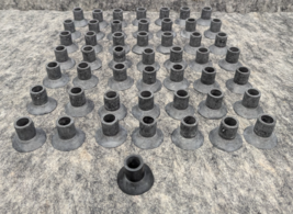 Lot of 50 NEW 40mm Vacuum Round Rubber (TPU) Suction Cups 70091658 - $18.28 CAD