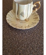 VINTAGE ~ Cup &amp; Saucer Set ~ Porcelain ~ Floral Design ~ Gold Trim ~ Japan - €22,47 EUR