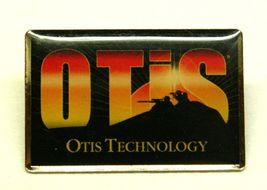 OTIS TECNOLOGY Enameled Lapel PIN Gun Cleaning Kit Tactical Military Supply - $7.91