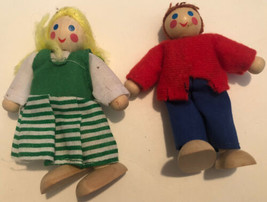 Melissa &amp; Doug Flexible Wooden Figures Toy  Lot Of 2 T4 - £5.40 GBP