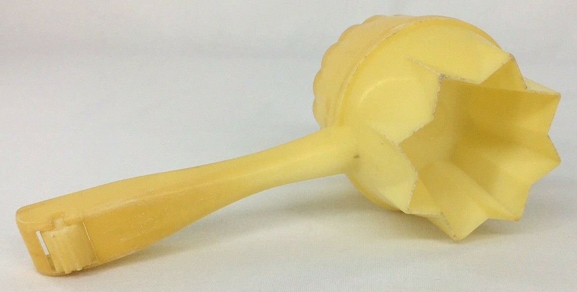 Vintage Tupperware Pastry Pal Fluted Biscuit/Cookie Cutter Pie Crimper 1... - $12.19