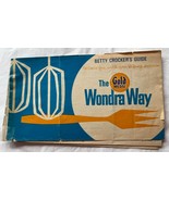 Vintage Betty Crockers Guide The Gold Medal Wondra Way Flour Cook Booklet - $185.74 MXN