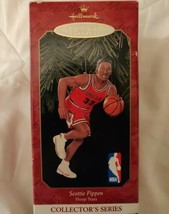 Hallmark Ornament Scottie Pippen 5th in Series Hoop Stars NBA Chicago Bulls 1999 - £11.59 GBP