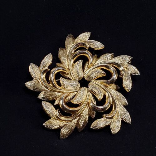 Primary image for VTG Monet Brooch Pin Flower Pinwheel Star Leaf Gold Tone Signed 2.5" Space Age