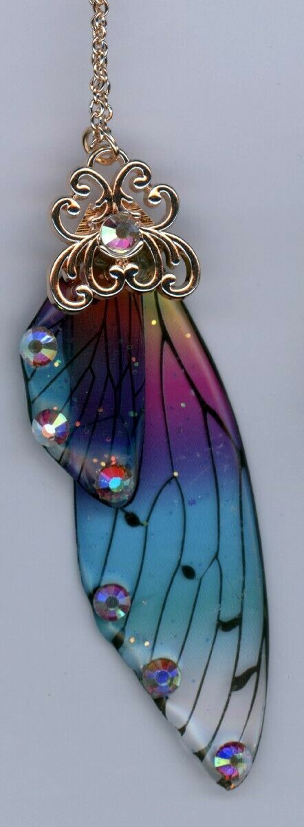 Moda Hecho a Mano Arcoiris Fairy Cuento Cicada Alas Collar Pedrería - $20.57